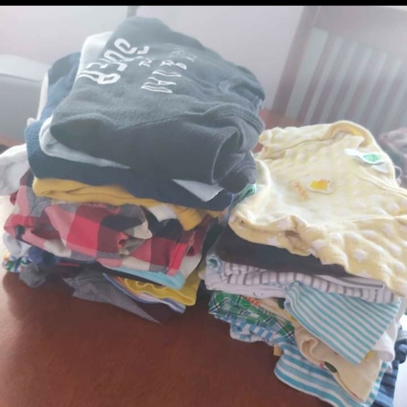 9 month boy clothes - Picture 4 of 4